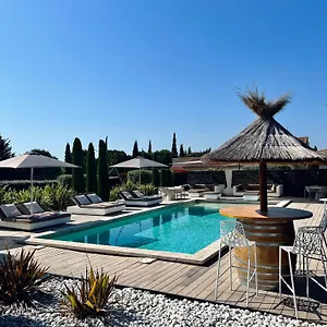 Mas Des Cigales Bed & Breakfast Orgon